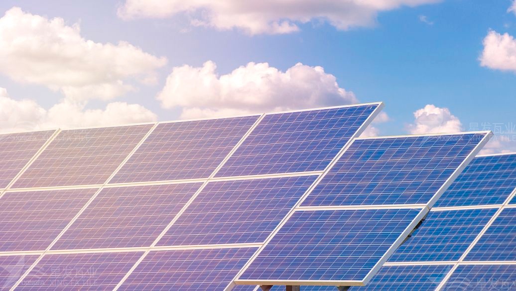 屋面光伏瓦耐火性強(qiáng)，使用了B1級(jí)的難燃性建筑材料！