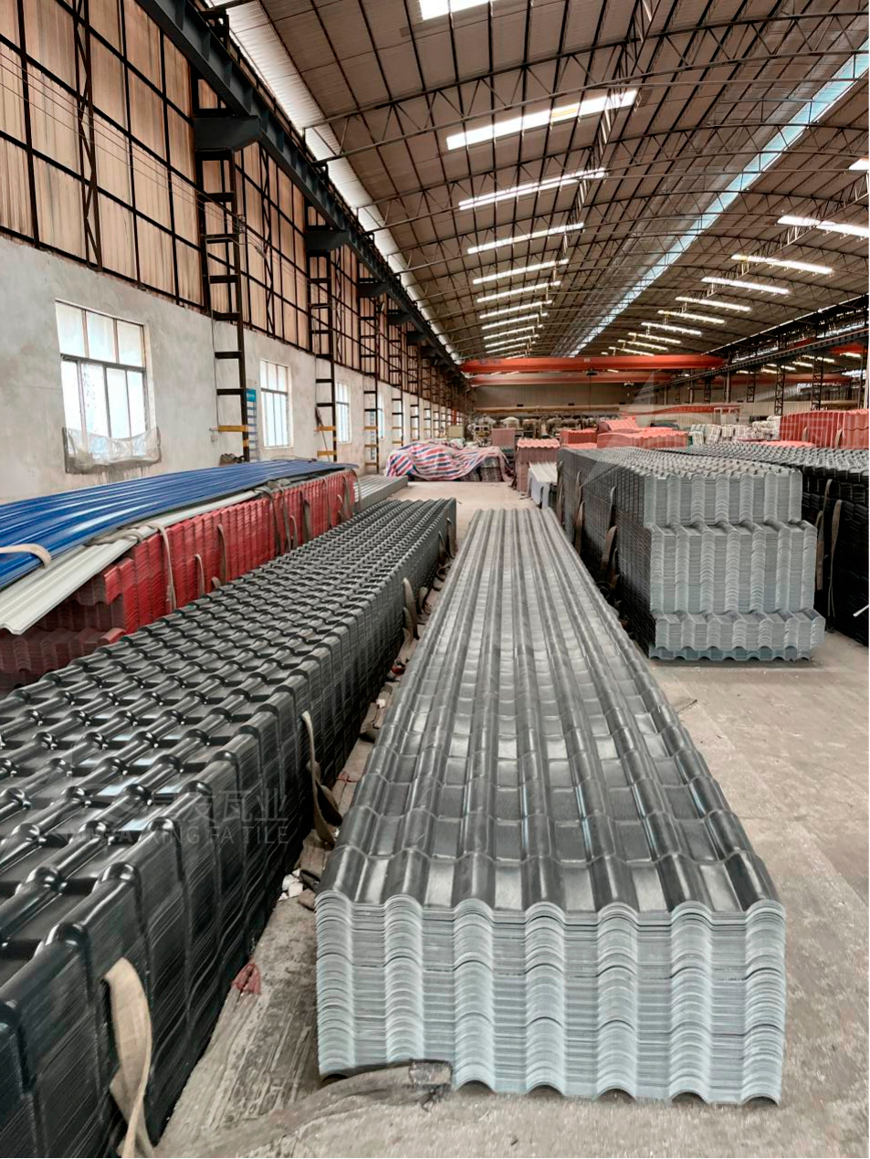 實(shí)力合成樹脂瓦生產(chǎn)廠家直銷的3大優(yōu)勢(shì)！