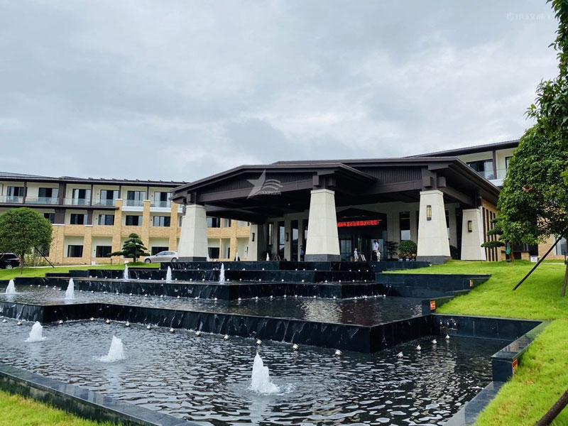 樹脂瓦漏水？購(gòu)買到劣質(zhì)合成樹脂瓦導(dǎo)致漏水，妙招防漏教您一招！