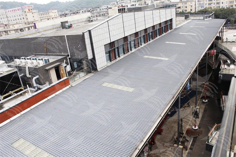 蓋工業(yè)廠房必看！彩鋼瓦vs.樹脂瓦，哪個(gè)更耐用？